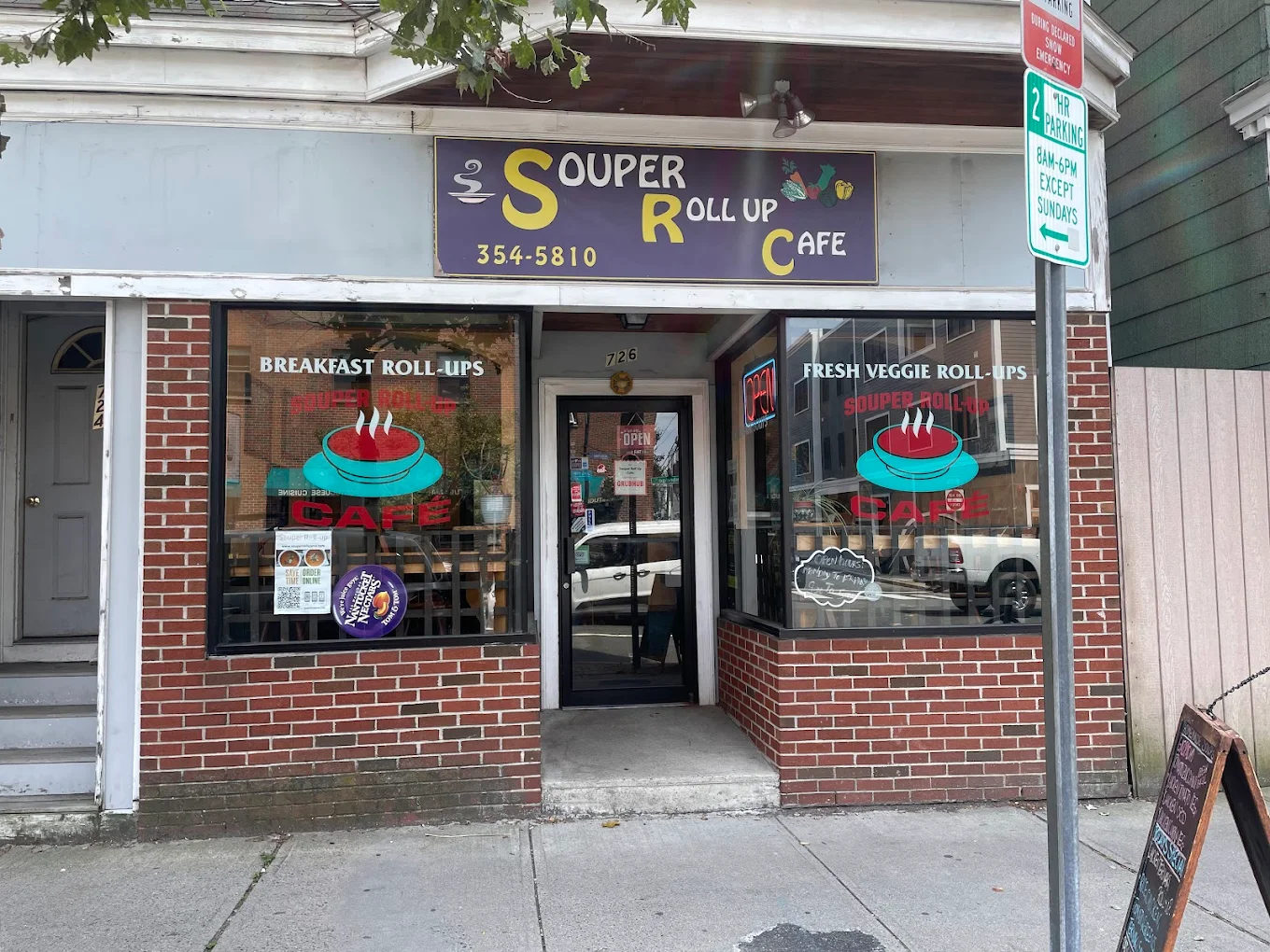 Souper Roll Up Cafe Storefront